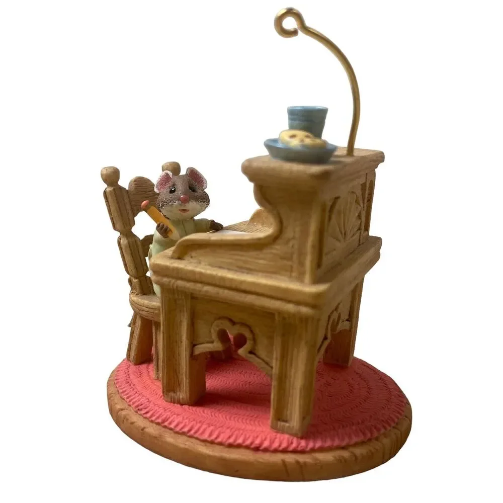 Hallmark preloved excellent